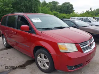 2008 Dodge Grand Caravan SXT z VIN 2D8HN54P48R819637, wystawiony jako IAAI lot #42482162 z przebiegiem 145 689 mil mil oraz . Historia ofert i sprzedaży dostępna na DreamBid. Obrazek 1.