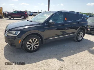 2018 Volkswagen Tiguan SEL z VIN 3VV3B7AX1JM082817, wystawiony jako Copart lot #61908695 z przebiegiem 87 654 mil mil oraz Szkoda całkowita • Salvage title. Historia ofert i sprzedaży dostępna na DreamBid. Obrazek 1.