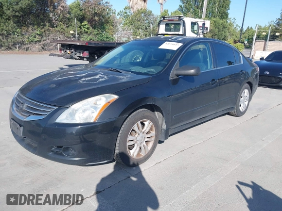 2012 Nissan Altima S z VIN 1N4AL2APXCN551942, wystawiony jako IAAI lot #42270515 z przebiegiem 263 940 mil mil oraz . Historia ofert i sprzedaży dostępna na DreamBid. Obrazek 2.