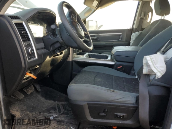 2019 Ram 1500 Big Horn z VIN 1C6RR6LT2KS661372, wystawiony jako Copart lot #44313145 z przebiegiem 143 553 mil mil oraz Szkoda całkowita • Salvage title. Historia ofert i sprzedaży dostępna na DreamBid. Obrazek 7.