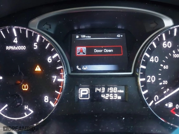 2014 Nissan Altima 2.5 S with VIN 1N4AL3AP7EC157688, listed as a IAAI auction lot 41443153 with NaN miles. Bid and sale history available at carsss.com. Image 15.