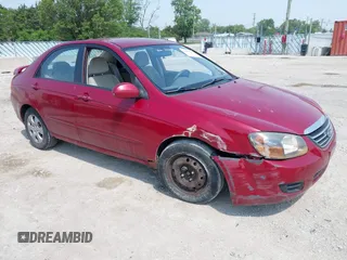 2009 Kia Spectra EX z VIN KNAFE221295590146, wystawiony jako IAAI lot #42449262 z przebiegiem 132 879 mil mil oraz . Historia ofert i sprzedaży dostępna na DreamBid. Obrazek 1.