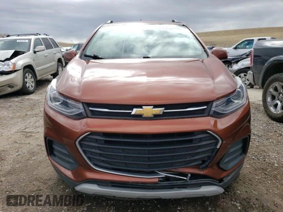 2019 Chevrolet Trax LT with VIN 3GNCJLSB2KL264070, listed as a Copart auction lot 47603775 with 61,393 mi miles and Salvage Title. Bid and sale history available at carsss.com. Image 5.