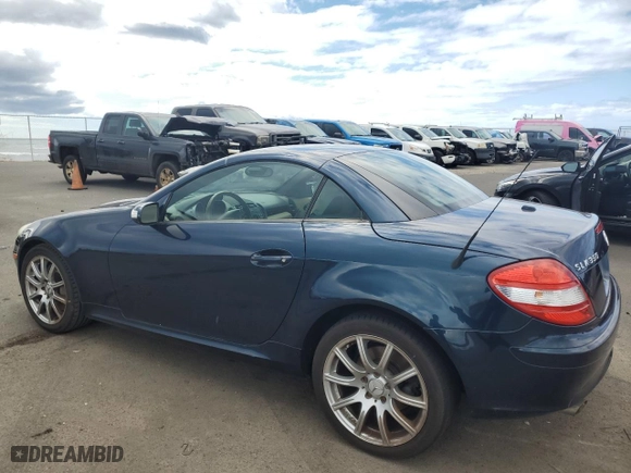 2006 Mercedes-Benz SLK-Class 3.5L with VIN WDBWK56F76F128074, listed as a Copart auction lot 42859965 with 103,526 mi miles and Clean Title. Bid and sale history available at carsss.com. Image 2.