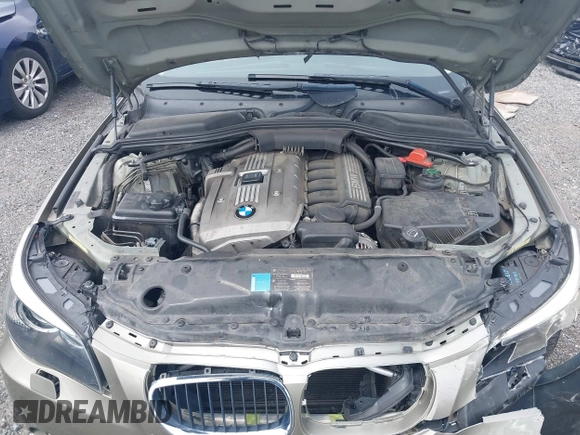 2006 BMW 5 Series 525i with VIN WBANE53536CK83932, listed as a IAAI auction lot 41929809 with 174,877 mi miles. Bid and sale history available at carsss.com. Image 10.