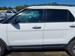 2014 Ford Explorer with VIN 1FM5K8B85EGB25183, listed as a IAAI auction lot 40564997 with 260,522 mi miles and . Bid and sale history available at carsss.com. Image 14.