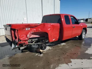 2010 Chevrolet Silverado 1500 LT with VIN 1GCSKSEAXAZ154146, listed as a Copart auction lot 77701494 with 225,528 mi miles and Salvage Title. Bid and sale history available at carsss.com. Image 3.