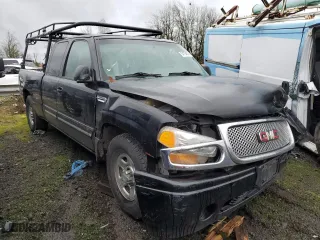 2004 Chevrolet Silverado 1500 Work Truck with VIN 2GCEC19VX41162990, listed as a Copart auction lot 84794674 with 320,784 mi miles and Salvage Title. Bid and sale history available at carsss.com. Image 4.