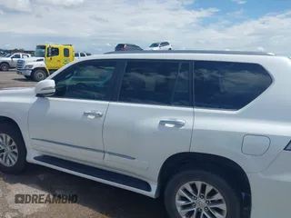2015 Lexus GX 460 with VIN JTJBM7FX7F5116959, listed as a IAAI auction lot 42085273 with 249,402 mi miles and . Bid and sale history available at carsss.com. Image 14.