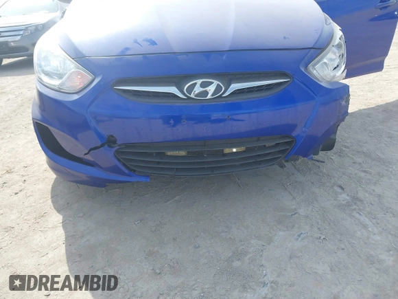 2013 Hyundai Accent GLS with VIN KMHCT4AE2DU553796, listed as a IAAI auction lot 42064167 with 173,799 mi miles. Bid and sale history available at carsss.com. Image 6.