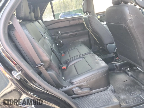 2022 Ford Police Interceptor Utility z VIN 1FM5K8AW7NNA13612, wystawiony jako Copart lot #53203665 z przebiegiem 25 686 mil mil oraz Tytuł czysty. Historia ofert i sprzedaży dostępna na DreamBid. Obrazek 11.