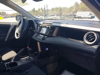 2018 Toyota RAV4 XLE with VIN 2T3RFREV9JW732171, listed as a IAAI auction lot 41921103 with 23,742 mi miles. Bid and sale history available at carsss.com. Image 5.