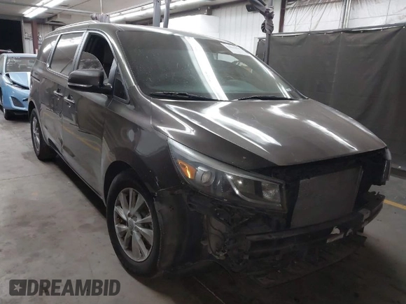 2017 Kia Sedona LX with VIN KNDMB5C17H6248168, listed as a IAAI auction lot 41881875 with 213,977 mi miles. Bid and sale history available at carsss.com. Image 1.