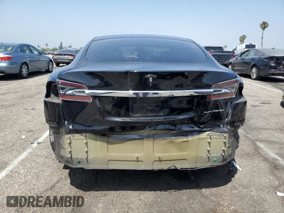 2019 Tesla Model S 75D z VIN 5YJSA1E29KF348065, wystawiony jako Copart lot #60290925 z przebiegiem 73 573 mil mil oraz Szkoda całkowita • Salvage title. Historia ofert i sprzedaży dostępna na DreamBid. Obrazek 6.