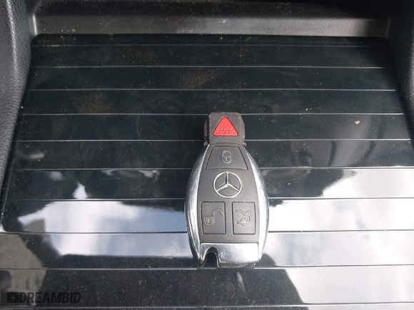 2014 Mercedes-Benz M-Class ML 350 with VIN 4JGDA5HBXEA369737, listed as a IAAI auction lot 41734995 with 114,718 mi miles. Bid and sale history available at carsss.com. Image 11.