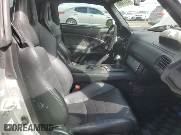 2005 Honda S2000 с VIN JHMAP21415S001004, выставлен на аукционе Copart как лот 48741805 с пробегом 54 987 миль миль и Списание • Salvage title. История ставок и продаж доступна на DreamBid. Изображение 10.
