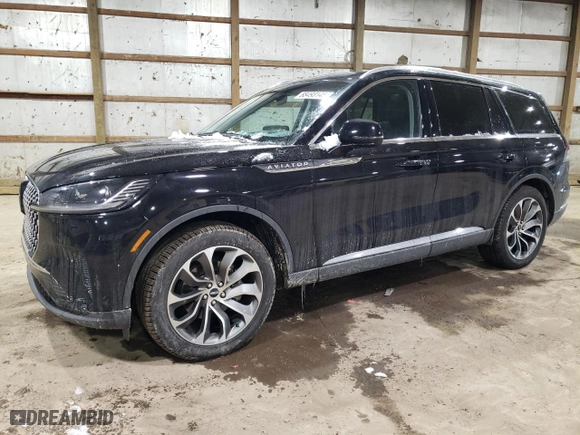 2025 Lincoln Aviator Reserve with VIN 5LM5J7XC4SGL06181, listed as a Copart auction lot 88493145 with 8,226 mi miles and Salvage Title. Bid and sale history available at carsss.com. Image 1.