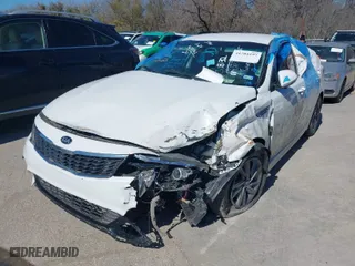 2020 Kia Optima LX with VIN 5XXGT4L38LG429263, listed as a IAAI auction lot 41704297 with 77,146 mi miles. Bid and sale history available at carsss.com. Image 6.