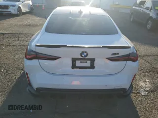 2022 BMW M4 Competition with VIN WBS33AZ09NCJ20276, listed as a Copart auction lot 42850615 with Not Provided miles and Salvage Title. Bid and sale history available at carsss.com. Image 6.