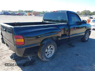 2002 Chevrolet Silverado 1500 with VIN 1GCEC14V22Z138422, listed as a IAAI auction lot 40975500 with Not Provided miles. Bid and sale history available at carsss.com. Image 4.