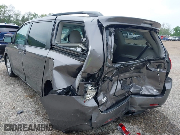 2014 Toyota Sienna LE AAS с VIN 5TDKK3DC8ES422689, выставлен на аукционе IAAI как лот 42306029 с пробегом 41 627 миль миль и . История ставок и продаж доступна на DreamBid. Изображение 6.