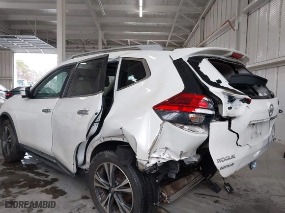 2017 Nissan Rogue SV with VIN 5N1AT2MV5HC849737, listed as a IAAI auction lot 41558940 with 134,272 mi miles. Bid and sale history available at carsss.com. Image 3.