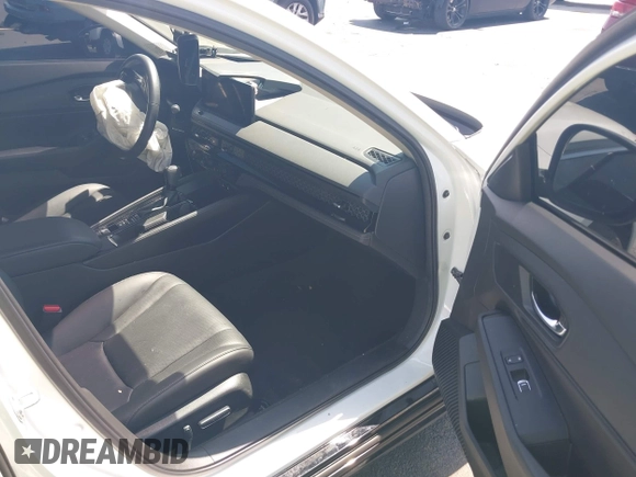 2024 Honda Accord EX-L with VIN 1HGCY2F68RA052031, listed as a IAAI auction lot 42279362 with 15,322 mi miles and . Bid and sale history available at DreamBid. Image 5.
