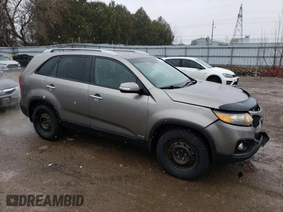 2012 Kia Sorento EX with VIN 5XYKUCA67CG195756, listed as a Copart auction lot 52612595 with 196,438 mi miles and Clean Title. Bid and sale history available at carsss.com. Image 4.