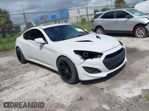 2013 Hyundai Genesis Coupe R-Spec with VIN KMHHT6KD0DU090273, listed as a IAAI auction lot 41304908 with 177,650 mi miles and . Bid and sale history available at DreamBid. Image 1.