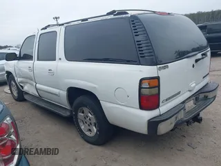 2004 Chevrolet Suburban LS with VIN 1GNEC16Z44J188506, listed as a IAAI auction lot 41352678 with 1 mi miles. Bid and sale history available at carsss.com. Image 3.