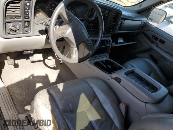2006 Chevrolet Avalanche Z71 with VIN 3GNEK12Z56G134015, listed as a Copart auction lot 47694864 with 354,870 mi miles and Salvage Title. Bid and sale history available at carsss.com. Image 8.