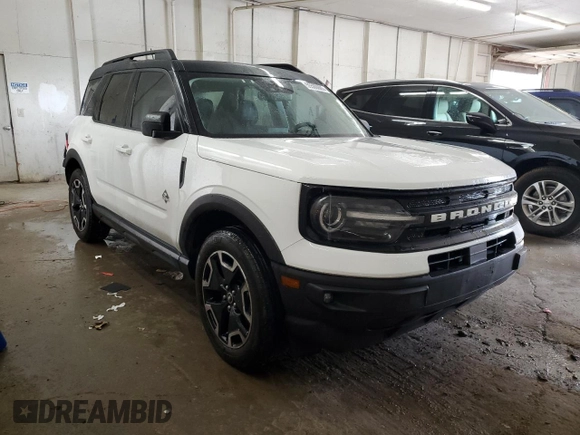 2021 Ford Bronco Sport Outer Banks z VIN 3FMCR9C61MRB07468, wystawiony jako Copart lot #55500605 z przebiegiem 34 586 mil mil oraz Szkoda całkowita • Salvage title. Historia ofert i sprzedaży dostępna na DreamBid. Obrazek 4.