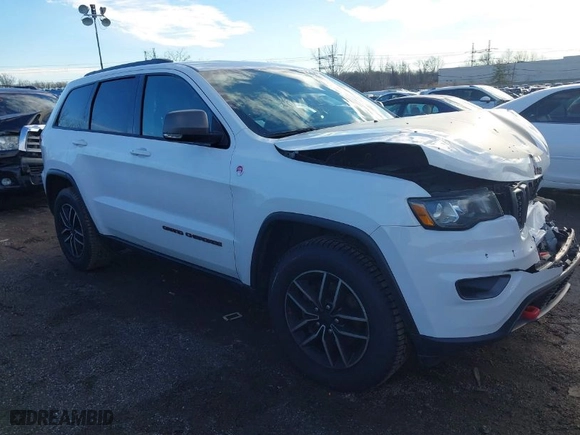 2019 Jeep Grand Cherokee Trailhawk with VIN 1C4RJFLG7KC697555, listed as a IAAI auction lot 41208149 with 78,599 mi miles. Bid and sale history available at carsss.com. Image 1.