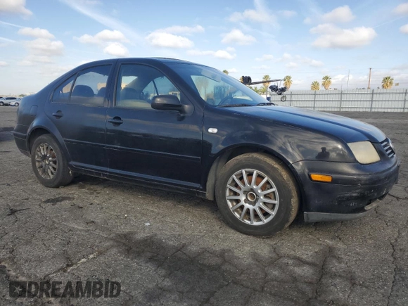 2001 Volkswagen Jetta z VIN 3VWSG69M51M131966, wystawiony jako Copart lot #47549355 z przebiegiem 98 503 mil mil oraz Szkoda całkowita • Salvage title. Historia ofert i sprzedaży dostępna na DreamBid. Obrazek 4.