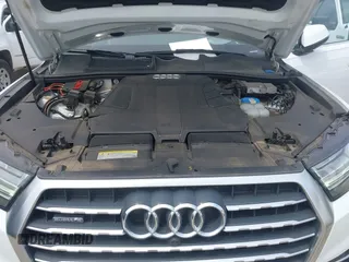 2017 Audi Q7 Premium Plus z VIN WA1LAAF77HD031992, wystawiony jako IAAI lot #42058343 z przebiegiem 99 827 mil mil oraz . Historia ofert i sprzedaży dostępna na DreamBid. Obrazek 10.