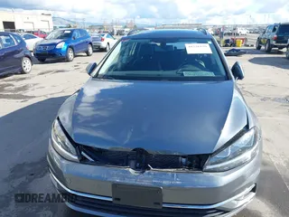 2018 Volkswagen Golf SportWagen S with VIN 3VWD17AUXJM752387, listed as a IAAI auction lot 41526120 with 25,199 mi miles. Bid and sale history available at carsss.com. Image 17.