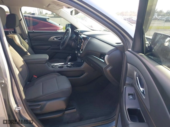 2020 Chevrolet Traverse LS with VIN 1GNERFKW1LJ162600, listed as a IAAI auction lot 41518806 with 109,478 mi miles. Bid and sale history available at carsss.com. Image 5.