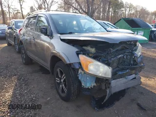 2010 Toyota RAV4 with VIN JTMBF4DV2A5031226, listed as a IAAI auction lot 41891724 with 174,472 mi miles. Bid and sale history available at carsss.com. Image 1.