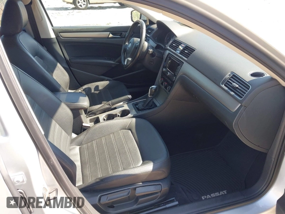2015 Volkswagen Passat Sport с VIN 1VWBT7A36FC003247, выставлен на аукционе IAAI как лот 42468859 с пробегом 187 336 миль миль и . История ставок и продаж доступна на DreamBid. Изображение 5.