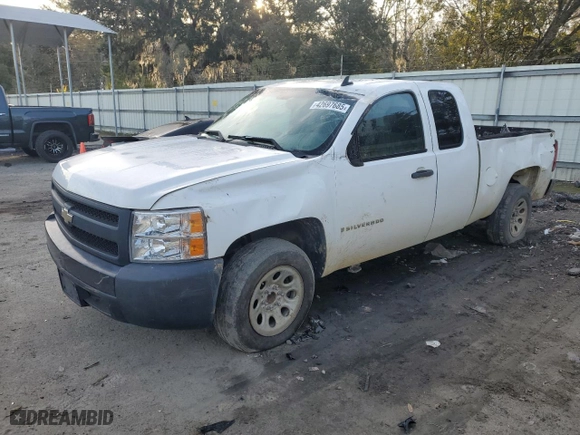 2008 Chevrolet Silverado 1500 Work Truck with VIN 1GCEC19X18Z195861, listed as a Copart auction lot 42697685 with 113,782 mi miles and Salvage Title. Bid and sale history available at carsss.com. Image 1.