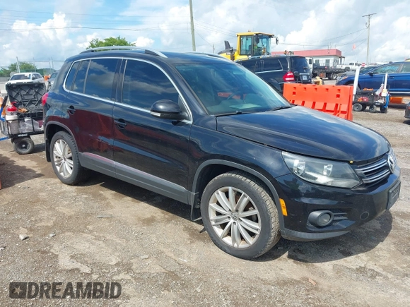 2015 Volkswagen Tiguan SE с VIN WVGAV7AX7FW510549, выставлен на аукционе IAAI как лот 42652715 с пробегом 152 488 миль миль и . История ставок и продаж доступна на DreamBid. Изображение 17.