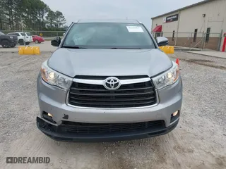 2014 Toyota Highlander XLE with VIN 5TDKKRFH3ES035284, listed as a IAAI auction lot 41909877 with 112,468 mi miles. Bid and sale history available at carsss.com. Image 12.