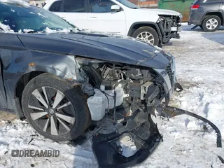 2019 Nissan Altima SV z VIN 1N4BL4DW5KN319234, wystawiony jako IAAI lot #41360319 z przebiegiem 55 665 mil mil oraz . Historia ofert i sprzedaży dostępna na DreamBid. Obrazek 10.