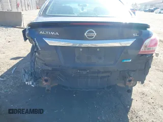 2013 Nissan Altima SV with VIN 1N4AL3AP0DN489975, listed as a IAAI auction lot 41797596 with 171,151 mi miles and . Bid and sale history available at carsss.com. Image 6.