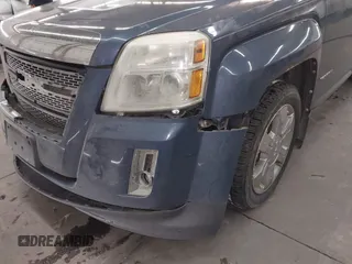 2011 GMC Terrain SLT-2 with VIN 2CTFLXE52B6365020, listed as a IAAI auction lot 41268129 with 177,548 mi miles. Bid and sale history available at carsss.com. Image 12.