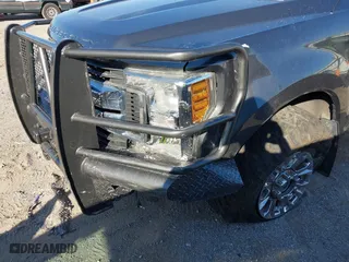 2019 Ford Super Duty F-250 SRW XL with VIN 1FT7W2BT7KEE02510, listed as a IAAI auction lot 40633151 with 103,750 mi miles. Bid and sale history available at carsss.com. Image 17.