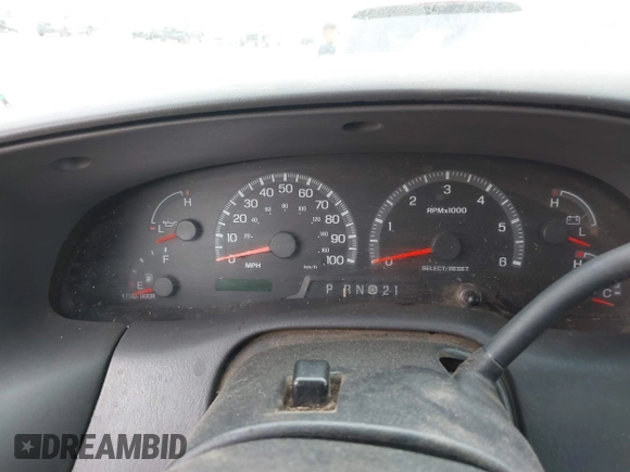 2000 Ford F-150 XL with VIN 1FTRX17W0YKA70861, listed as a IAAI auction lot 42096438 with 1 mi miles. Bid and sale history available at carsss.com. Image 7.