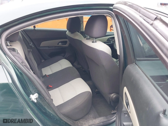 2014 Chevrolet Cruze LS with VIN 1G1PB5SH4E7214490, listed as a IAAI auction lot 41745330 with 110,698 mi miles. Bid and sale history available at carsss.com. Image 8.