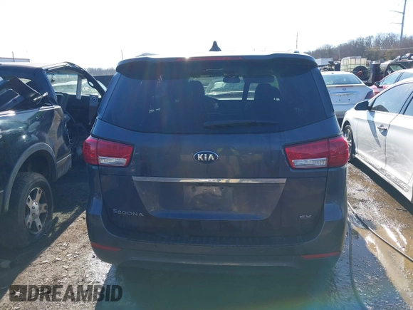 2016 Kia Sedona EX with VIN KNDMC5C11G6140723, listed as a IAAI auction lot 41430752 with 175,981 mi miles. Bid and sale history available at carsss.com. Image 16.