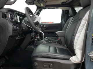 2024 Jeep Gladiator Willys with VIN 1C6HJTAG4RL133988, listed as a Copart auction lot 43078465 with 3,452 mi miles and Salvage Title. Bid and sale history available at carsss.com. Image 7.